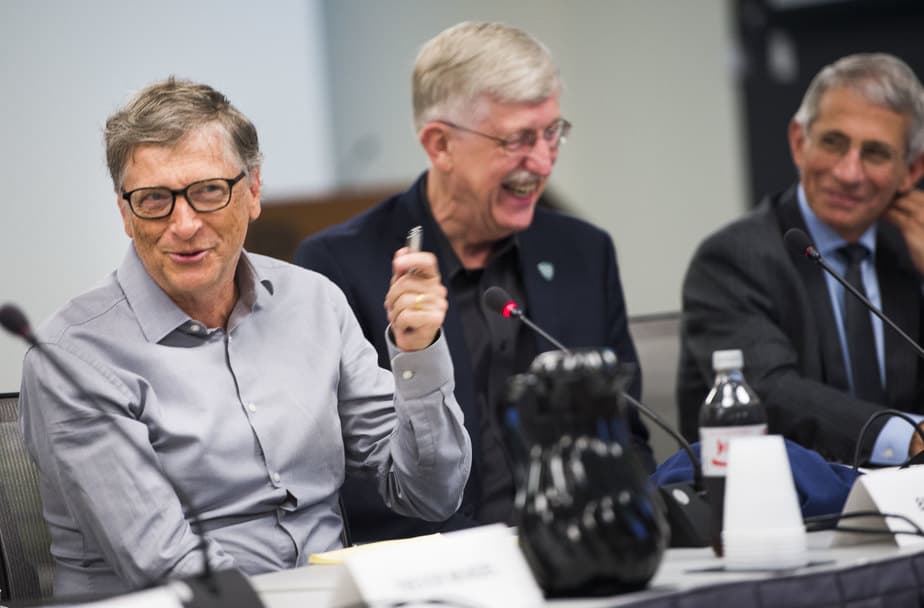 Bill Gates discutindo sobre oportunidades de pesquisas no National Institute of Health (NIH) em 2017.
