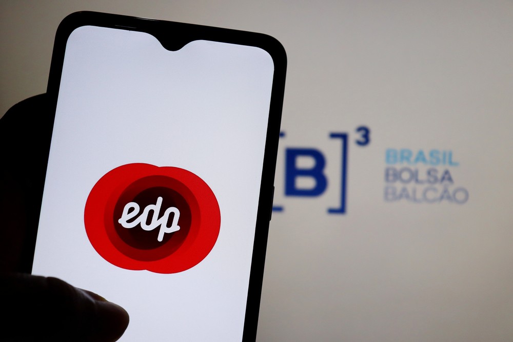 Ações da EDP Brasil (ENBR3) deixaram de ser negociadas na B3 no dia 21 de agosto (Shutterstock)