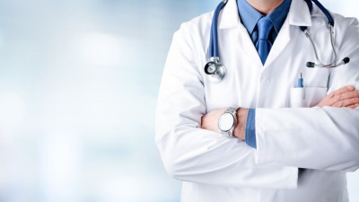 Médico (Shutterstock)