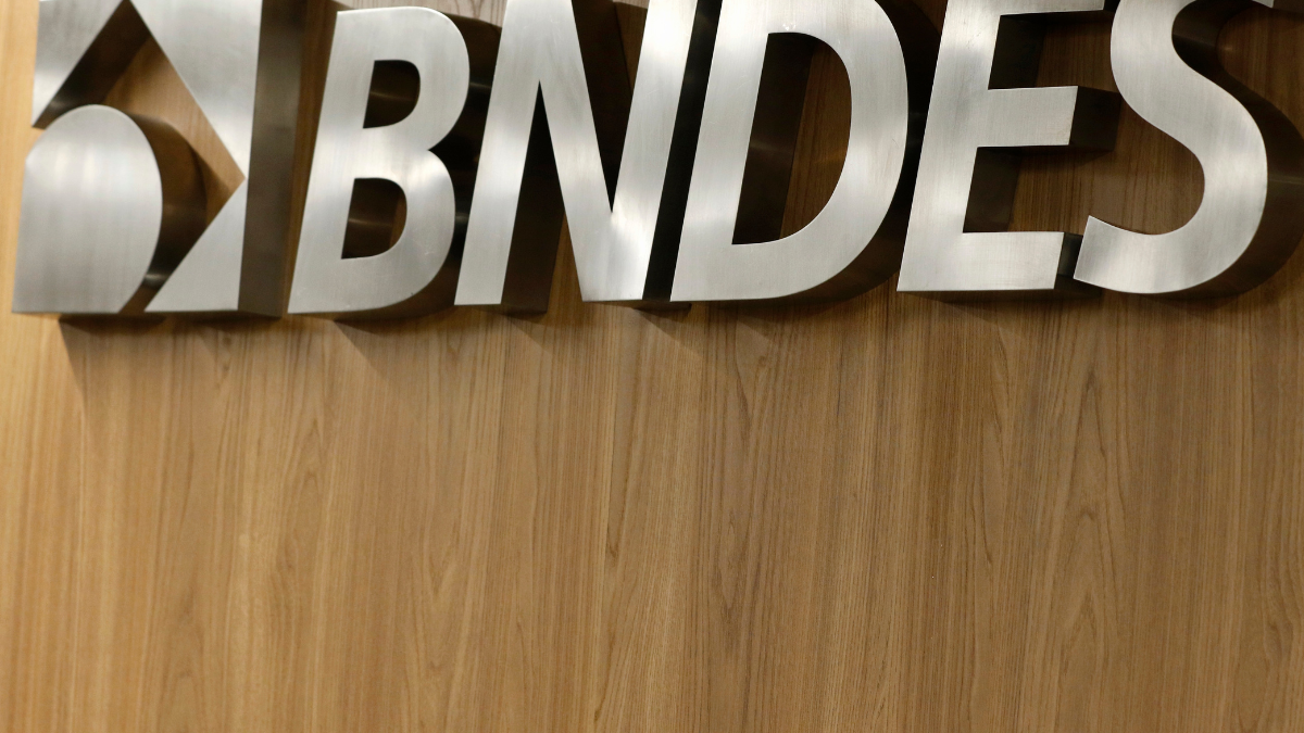 BNDES - Shutterstock