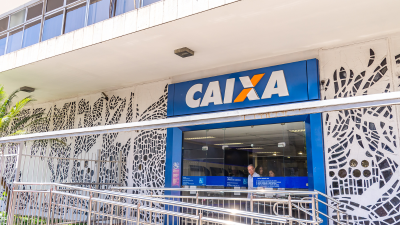 Caixa Econômica Federal - Shutterstock