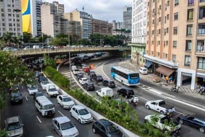 Com mais de 12 milhões de habitantes, São Paulo é a cidade mais movimentada do país. Foto: Shutterstock