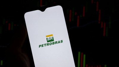 Petrobras caiu mais de 6% no dia seguinte à troca (Shutterstock)
