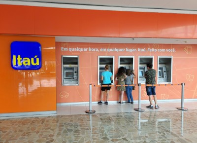 Banco Itaú vai pagar dividendos em 1º de julho. Foto: Shutterstock