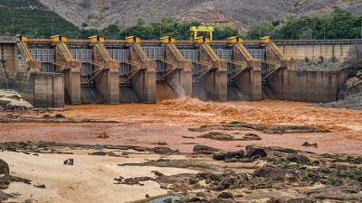 O rompimento da barragem de Fundão é considerado o maior desastre ambiental do Brasil (Shutterstock)