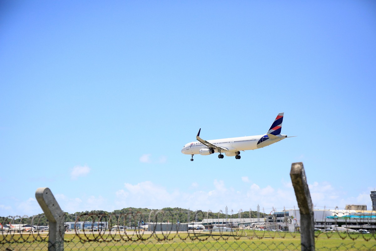 Milhas aéreas podem ser usadas para emitir passagens com desconto. Foto: Shutterstock