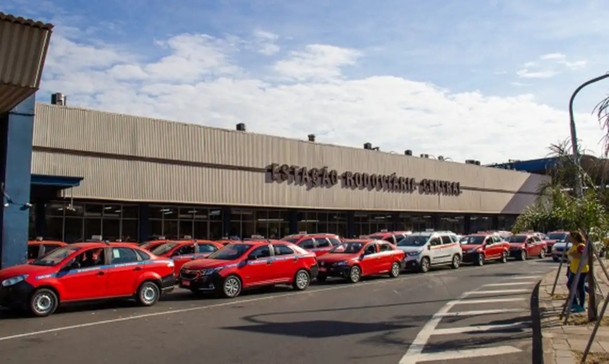 Terminal rodoviário voltou a operar com parte de sua capacidade. Foto: Reprodução/Agência Brasil