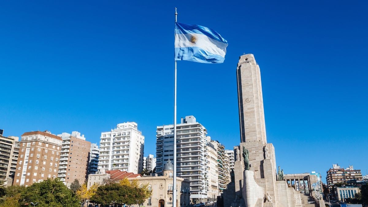 A PF planeja solicitar a extradição dos condenados pelos ataques de 8 de janeiro que fugiram para a Argentina(Shutterstock)