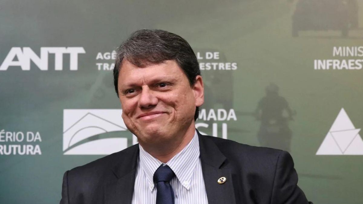 Na oferta pública de ações da Sabesp, o governo de SP arrecadou R$ 14,7 bilhões (Foto: Rovena Rosa/Agência Brasil)