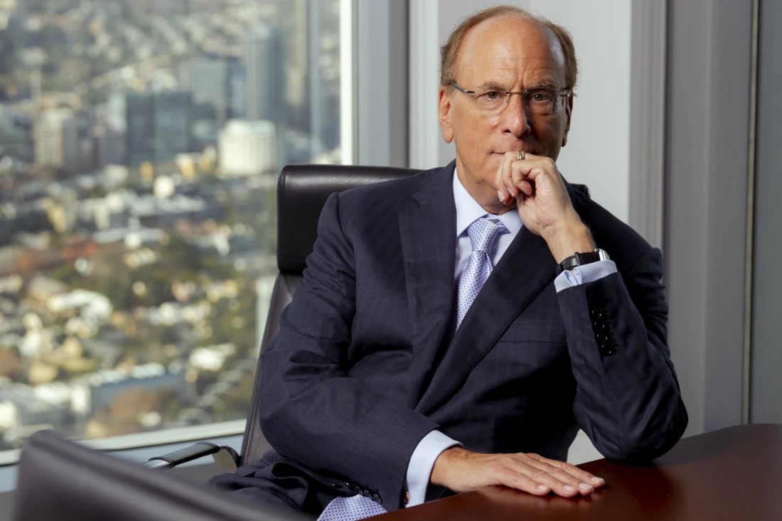 Larry Fink o bilionário de Wall Street e fundador da BlackRock - Foto: Freepik