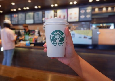 Starbucks é uma rede de cafeterias fundada nos Estados Unidos. Foto: Shutterstock