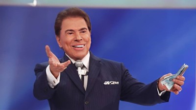 Silvio Santos durante uma gravação do Programa Silvio Santos (Fonte: Reprodução/Instagram)