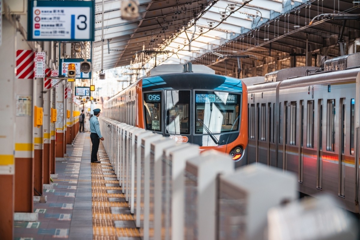 Metro de Tóquio é um dos mais pontuais do mundo (Imagem: Shutterstock)