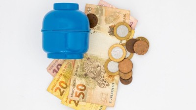 O vale-gás é no valor de R$ 102 (Imagem: Shutterstock)