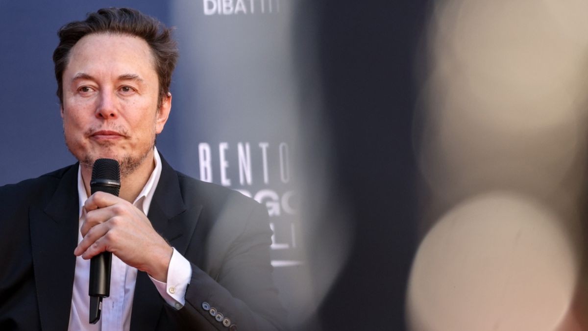 Musk utilizou a própria rede social X para compartilhar um vídeo contendo parte das declarações de Lira (Imagem:Shutterstock)