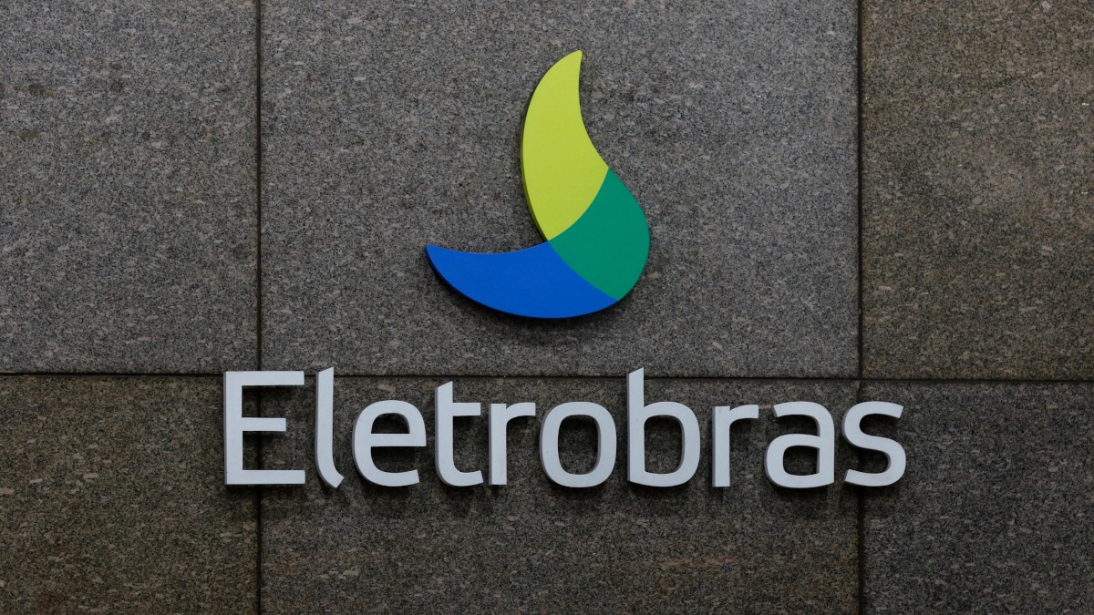 Eletrobras pega dinheiro emprestado em dólar ao emitir bonds (Imagem: Shutterstock)