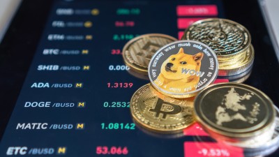 Altcoins são quaisquer criptomoedas que não sejam o Bitcoin (Imagem: Shutterstock)