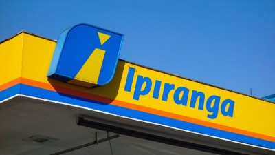 Posto Ipiranga é controlado pela holding Ultrapar, com dívidas sob controle (Imagem: Shutterstock)