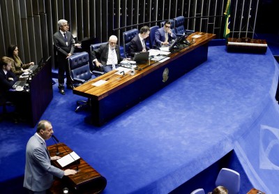 Senador durante discursos no Senado Federal (Imagem: Reprodução/Redes Sociais)