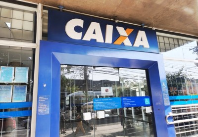 Caixa é um dos maiores bancos do país (Imagem: Shutterstock)