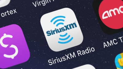 SiriusXM é uma empresa de rádio digital dos Estados Unidos (Imagem: Shutterstock)