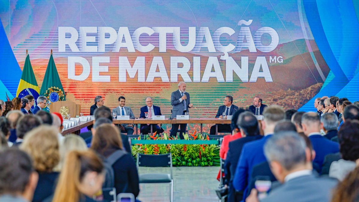 Lula participou da assinatura do acordo, no Planalto (Imagem: Foto: Ricardo Stuckert / Presidência)