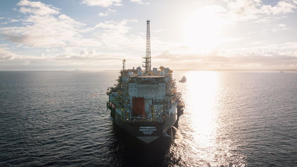 O FPSO tem capacidade de produzir até 180 mil barris de óleo por dia (Imagem: Divulgação/Petrobras)