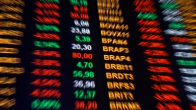 Ibovespa fechou no menor patamar desta semana (Imagem: Shutterstock)