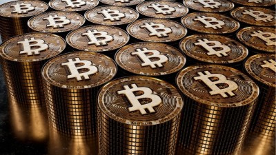 Bitcoin está perto de superar a prata em valor de mercado (Imagem: Shutterstock)