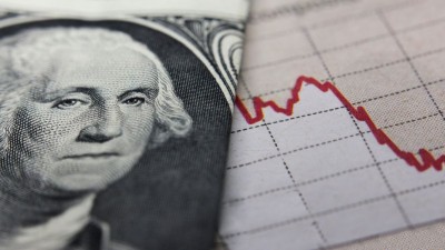 Dólar fechou em alta de 1,80% (Imagem: Shutterstock)