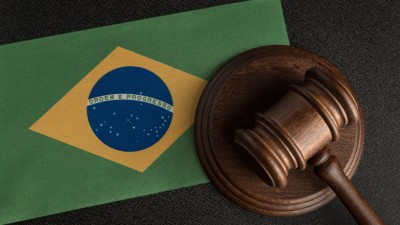 Até a modalidade de renda fixa mais arriscada no Brasil não é ignorada pelos investidores no Tesouro Direto (Imagem: Shutterstock)