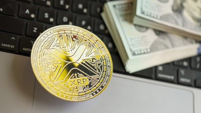 XRP chega bater máxima de preço de US$ 2,99 nas últimas 24 horas (Imagem: Shutterstock)