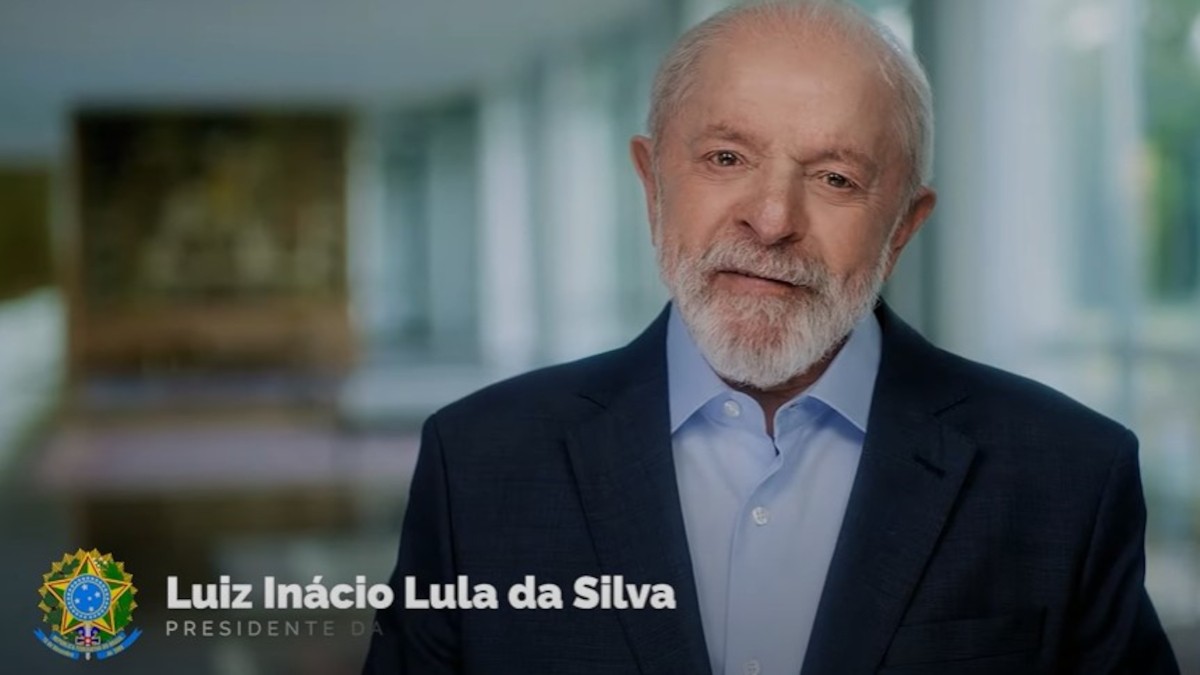 Lula afirmou no discurso que "o país estava destruído", embora o déficit no governo petista tenha sido de R$ 43 bilhões em 2024 (Imagem: Reprodução/YouTube)