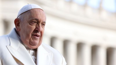 Papa Francisco está internado desde 14 de fevereiro (Imagem: Shutterstock)