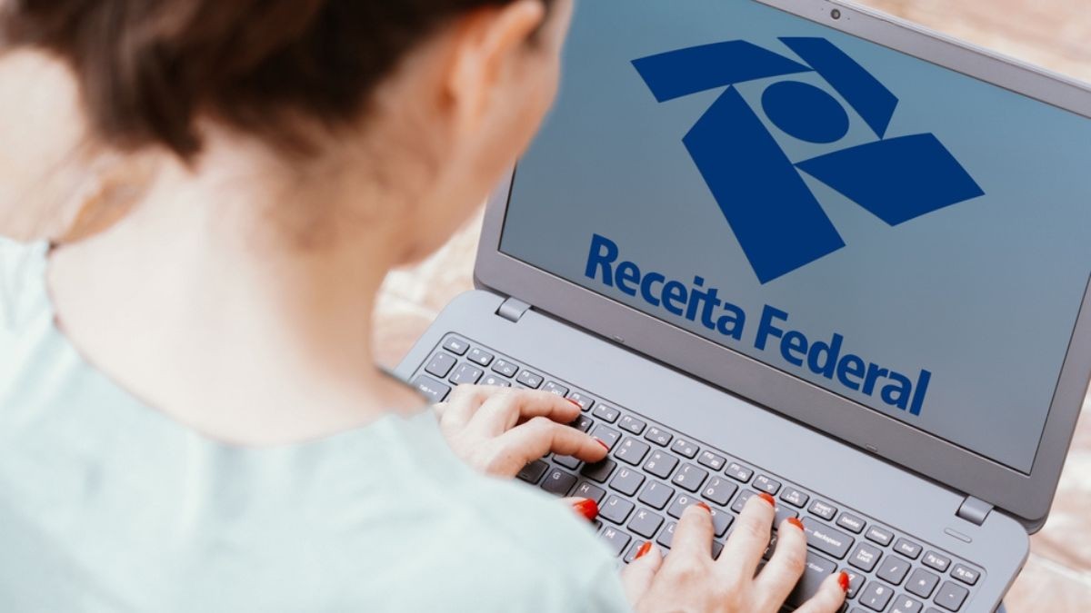 Receita Federal espera 46,2 milhões de declarações neste ano (Imagem: Shutterstock)