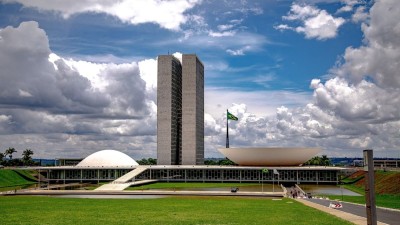 Congresso Nacional atrasou votação do Orçamento (Imagem: Shutterstock)