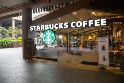 Starbucks é uma cafeteria fundada nos EUA (Imagem: Shutterstock)