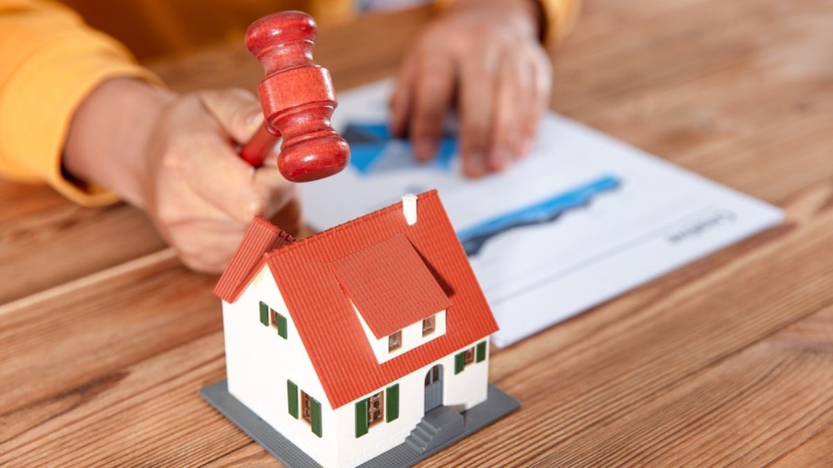 Os lances já estão abertos e os leilões se encerram na primeira semana de maio (Imagem: Shutterstock)