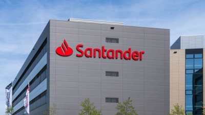 O negócio inclui 49% do Santander Bank Polska e 50% da gestora Santander TFI (Imagem: Shutterstock)