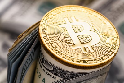 Bitcoin continua sendo o ativo digital de maior valor (Imagem: Shutterstock)