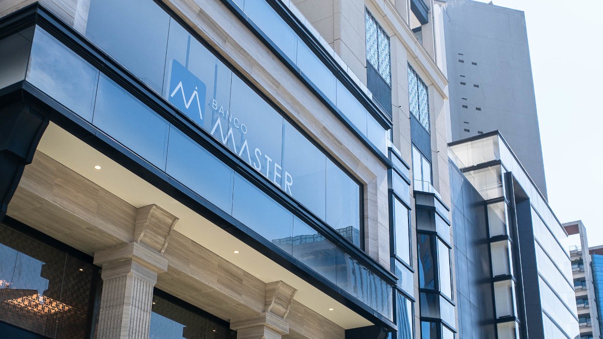 Desde outubro de 2024, os CDBs do Banco Master vem gerando polêmica entre os investidores (Imagem: Divulgação) Desde outubro de 2024, os CDBs do Banco Master vem gerando polêmica entre os investidores (Imagem: Divulgação)