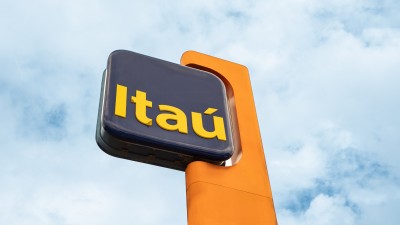 Com valorização desde o seu fundo no pânico inicial da pandemia, o Itaú poderia comprar a WEG (Imagem: Shutterstock)