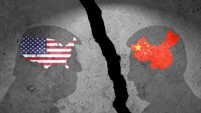 Antes, a administração Trump planejava taxar os produtos chineses em 145% (Imagem: Shutterstock)