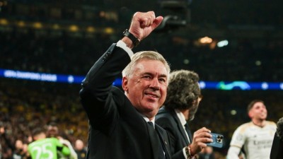 Ancelotti chega para substituir Dorival Júnior, que deixou o comando em março (Imagem: Shutterstock)