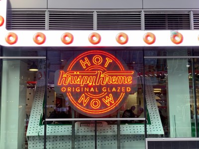 Krispy Kreme é uma das maiores marcas de doces do mundo (Imagem: Shutterstuck)