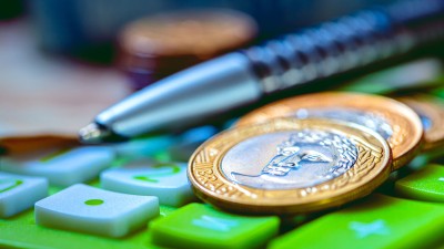 Tesouro Prefixado 2035 com juros semestrais oferece rentabilidade de 13,97% ao ano (Imagem: Shutterstock)