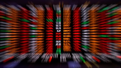 Queda do Ibovespa só não foi maior, pois o mercado se animou com a eventual fusão entre Marfrig e BRF (Imagem: Shutterstock)