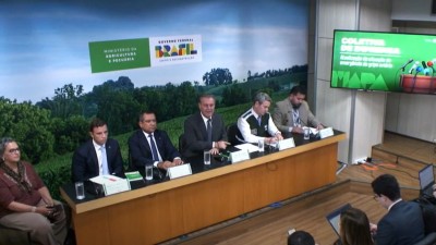 Ministério da Agricultura lida com a crise da gripe aviária no Brasil desde o dia 16 de maio (Imagem: Reprodução/YouTube)