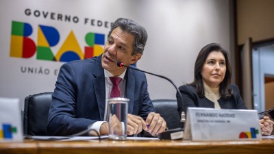 Os ministros Fernando Haddad (Fazenda) e Simone Tebet (Planejamento e Orçamento) anunciaram aumento do IOF na 5ª feira (Imagem: Diogo Zacarias/Fazenda) Os ministros Fernando Haddad (Fazenda) e Simone Tebet (Planejamento e Orçamento) anunciaram aumento do IOF na 5ª feira (Imagem: Diogo Zacarias/Fazenda)