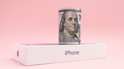Trump quer "iPhones made in US" (Imagem: Shutterstock)